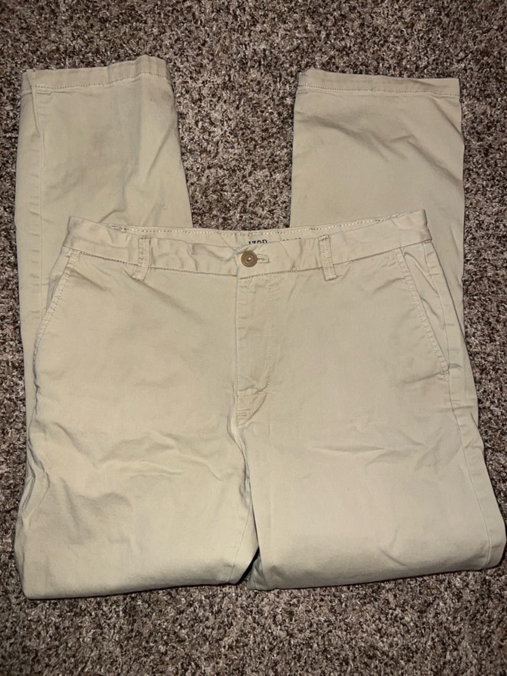 Izod Men's Cream Chino Pants